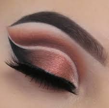 Beautician Riya Pal in Panihati